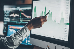 2019年下半年经济_...力提效,需关注下半年空间 点评2019年4月财政数据